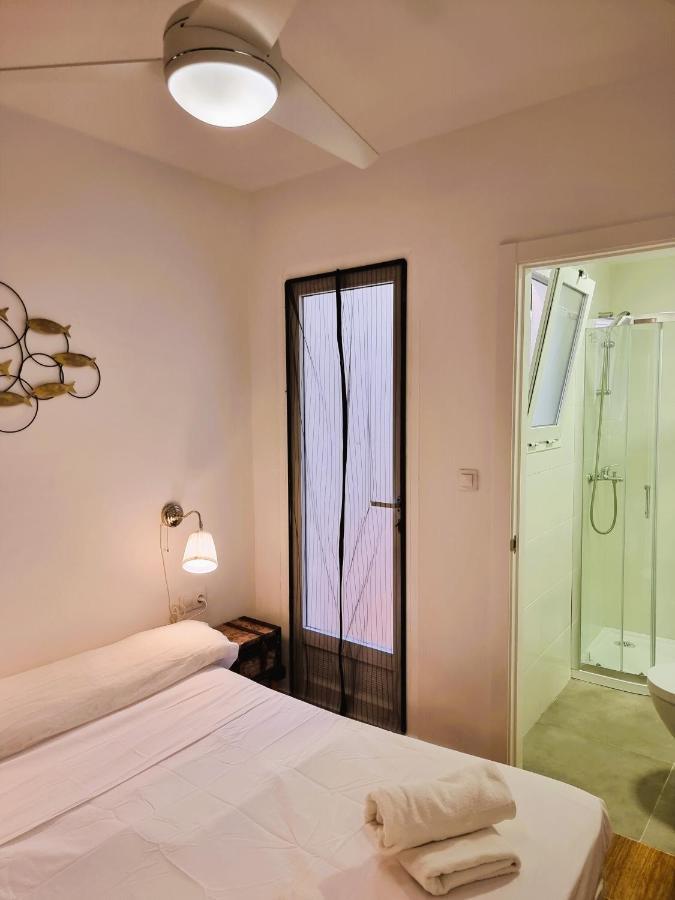 Claudia Tourist Apartment Alicante Exterior foto